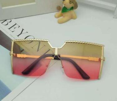 Frameless conjoined marine windproof sunglasses